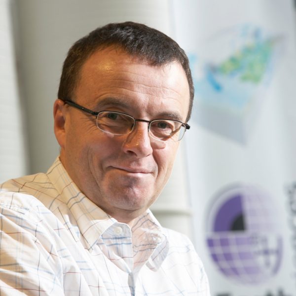 Fellowship profile image of Professor Robert Holdsworth